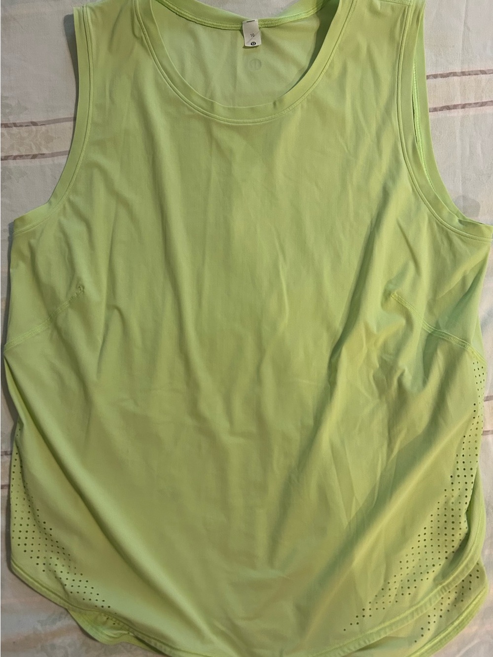 Lululemon Women's Lime Green Athletic Tank Top 10